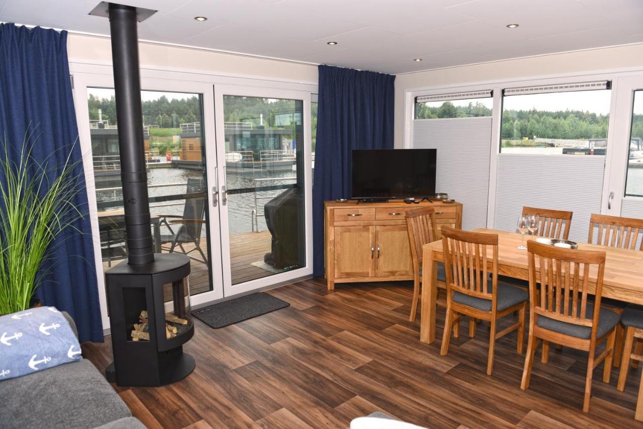 Hausboote Am Baerwalder See Traumhaus-Mieten Klitten ภายนอก รูปภาพ