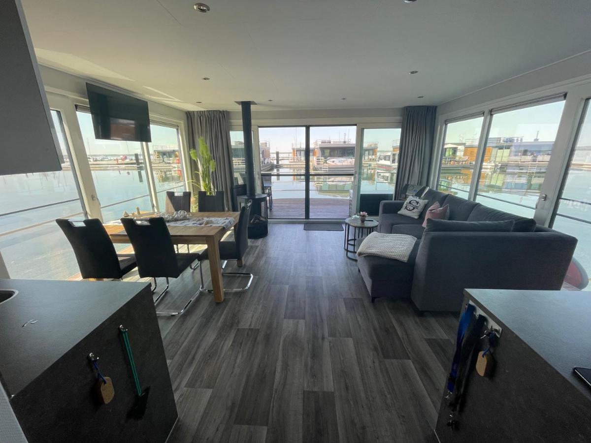 Hausboote Am Baerwalder See Traumhaus-Mieten Klitten ภายนอก รูปภาพ